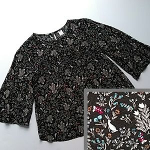 Old Navy Boho Floral Swing Top Wide Bell Sleeves